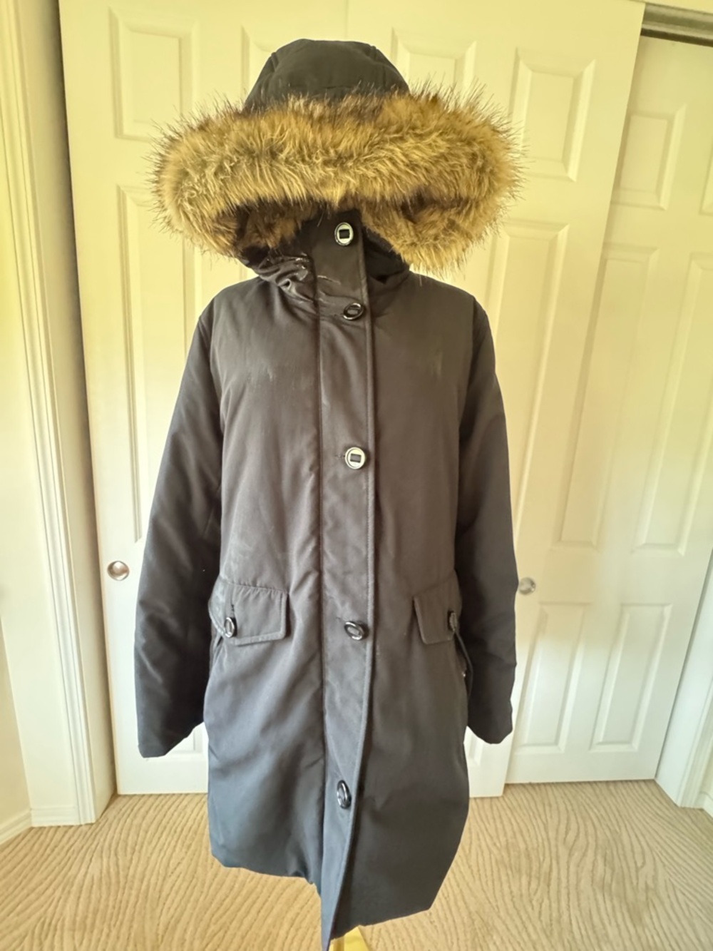 UNIQLO Women’s Black Parka Coat with Faux Fur Hood
